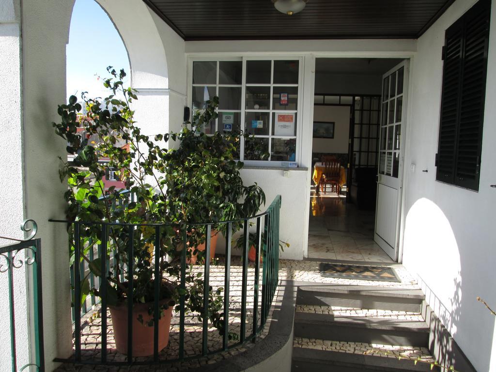 פונשל Pensao Residencial Vila Teresinha מראה חיצוני תמונה