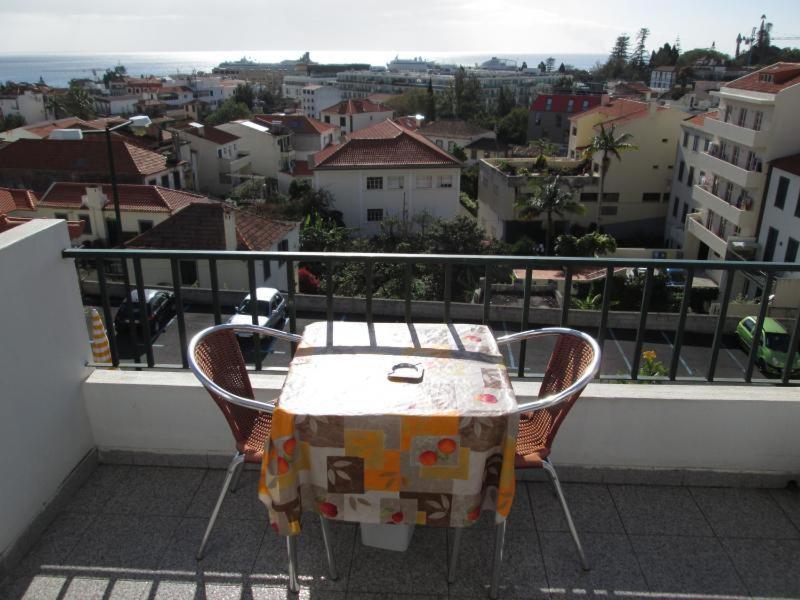 פונשל Pensao Residencial Vila Teresinha מראה חיצוני תמונה