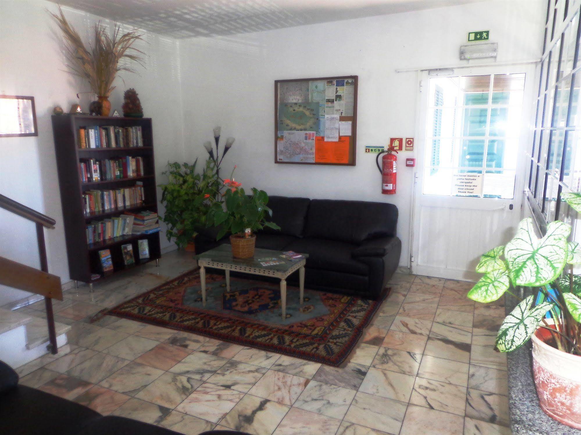 פונשל Pensao Residencial Vila Teresinha מראה חיצוני תמונה