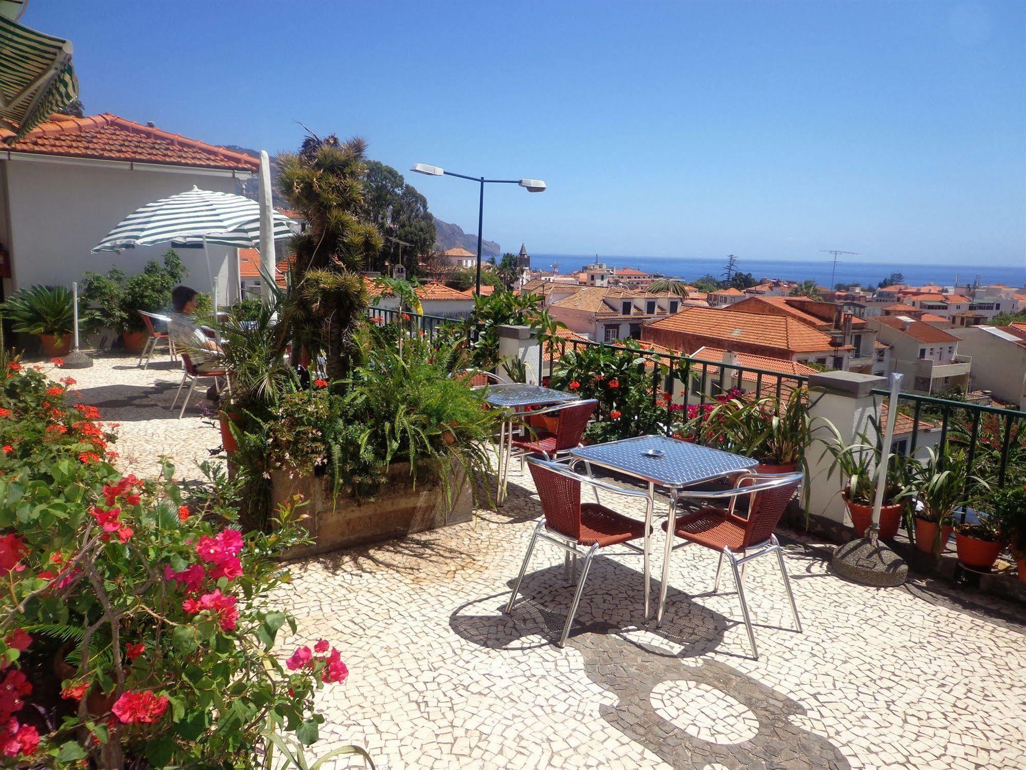 פונשל Pensao Residencial Vila Teresinha מראה חיצוני תמונה