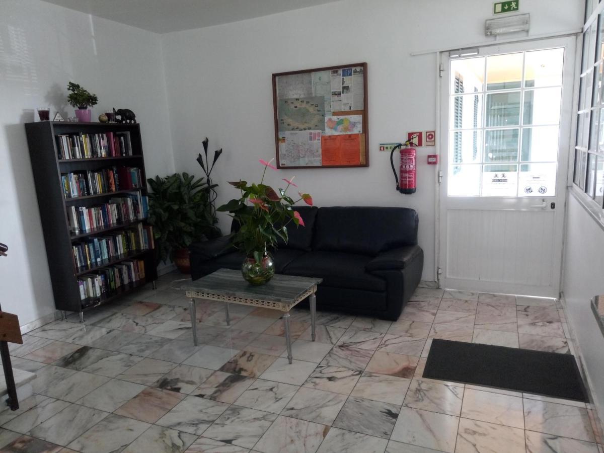פונשל Pensao Residencial Vila Teresinha מראה חיצוני תמונה