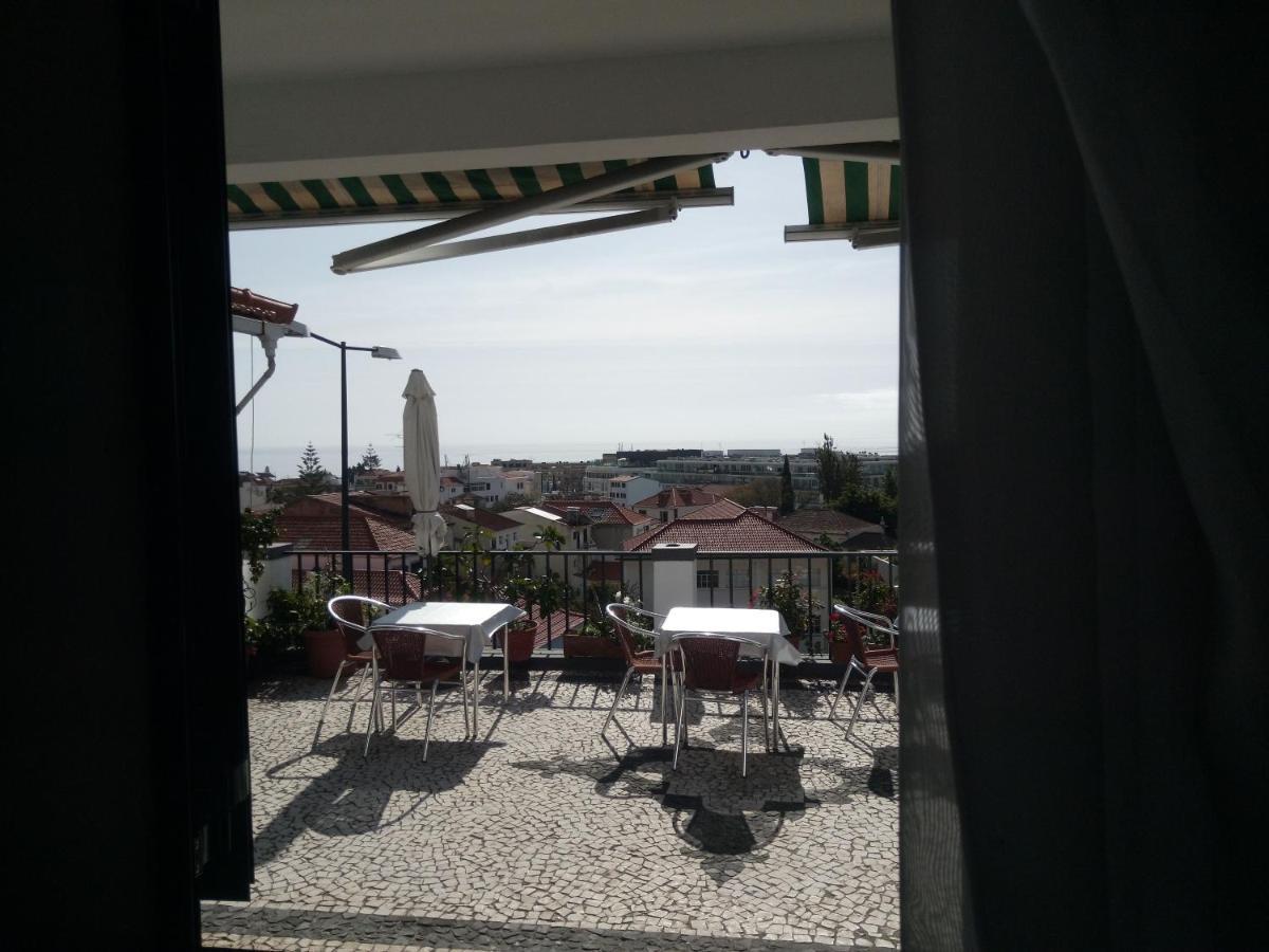 פונשל Pensao Residencial Vila Teresinha מראה חיצוני תמונה